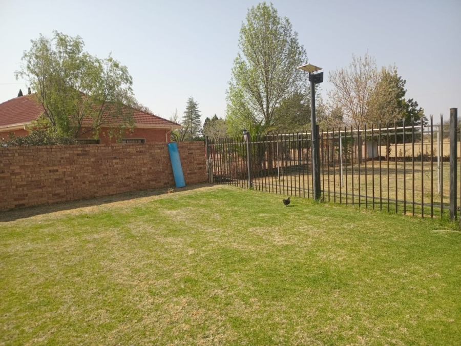 4 Bedroom Property for Sale in Bloemhof North West